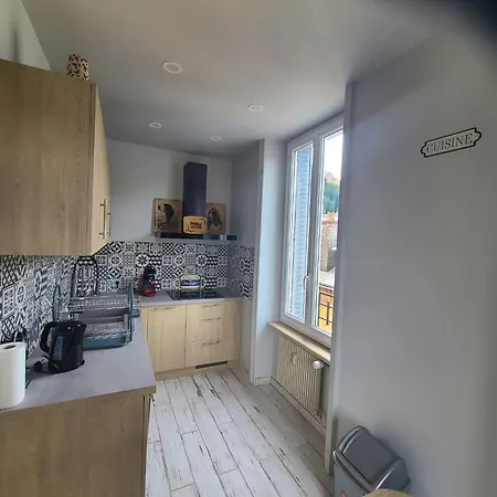 Confortable à La Bourboule, 64 M², Balcons Agréables