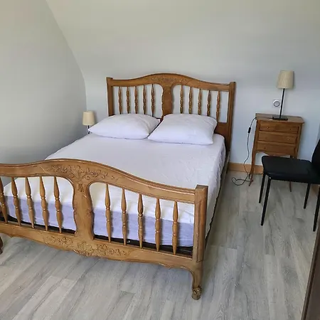 A 64 M² Vue Montagne Et Balcon * La Bourboule