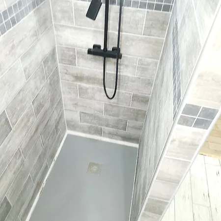 Confortable à La Bourboule, 64 M², Balcons Agréables *