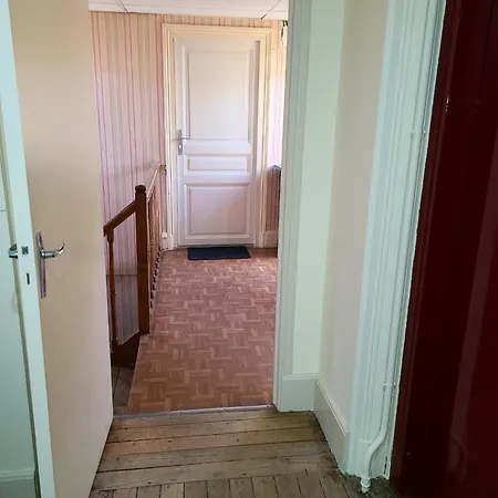 Appartement Confortable à La Bourboule, 64 M², Balcons Agréables