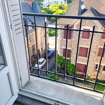 Confortable à La Bourboule, 64 M², Balcons Agréables Appartement *