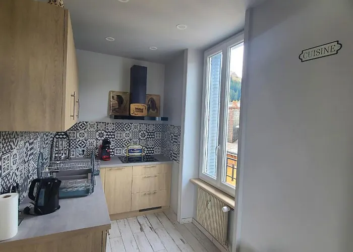 Confortable à La Bourboule, 64 M², Balcons Agréables